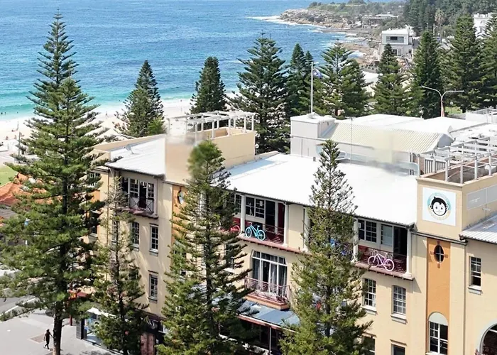 Mad Monkey Hostel Coogee Beach