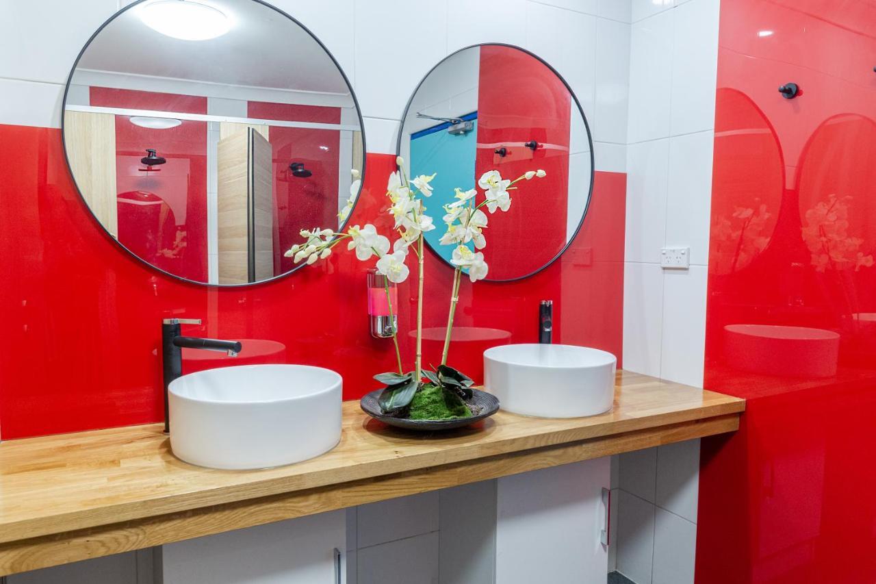 Mad Monkey Coogee Hostel Randwick